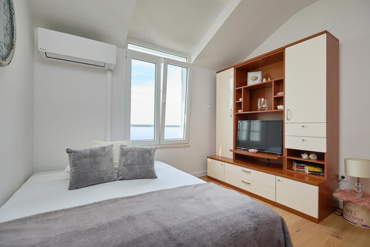 Apartment Bahari
